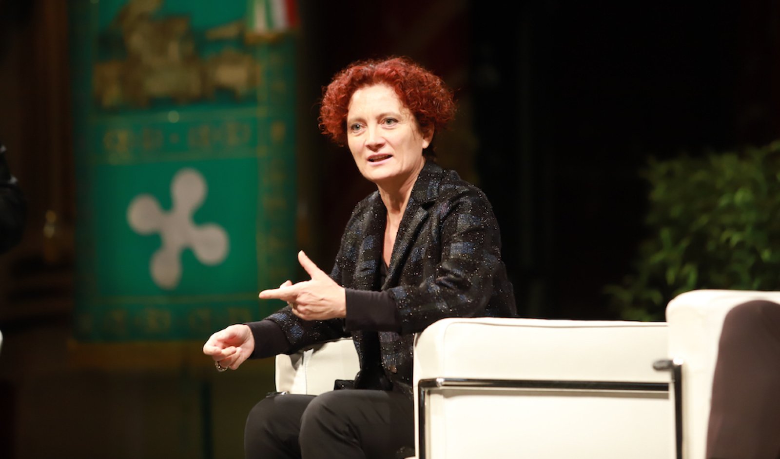 Open Innovation - VIDEO Chiara Burberi, sul palco della Scala l ...