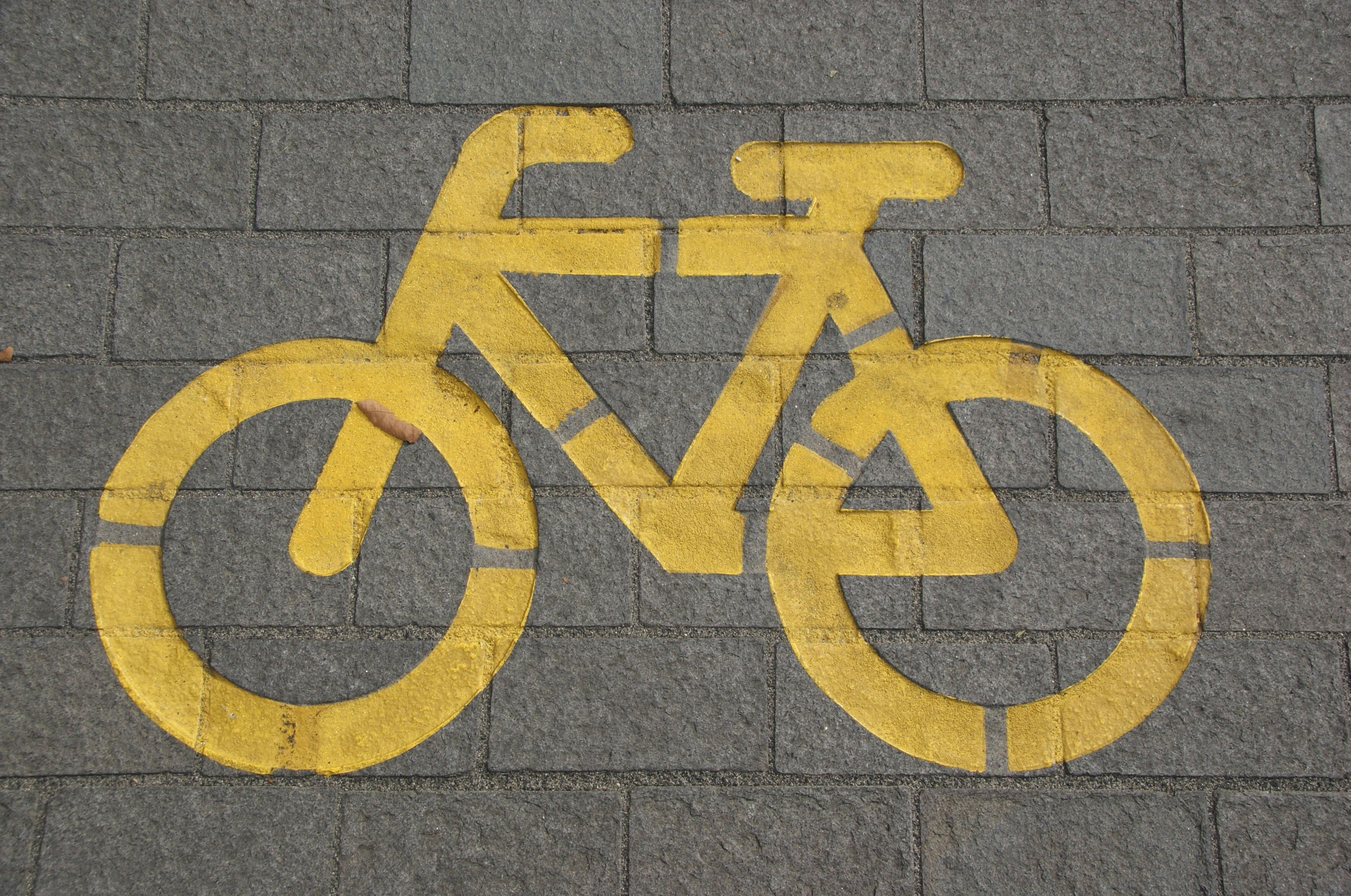 Un'azienda slovena, specializzata nello sviluppo e nella produzione di biciclette elettriche (e-bike), cerca aiuto per prevenire il malfunzionamento delle batterie per le e-bike, ID EEN TRSI20240508018